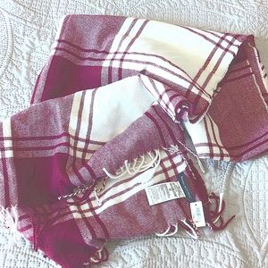 Banana Republic Scarf, New, never used